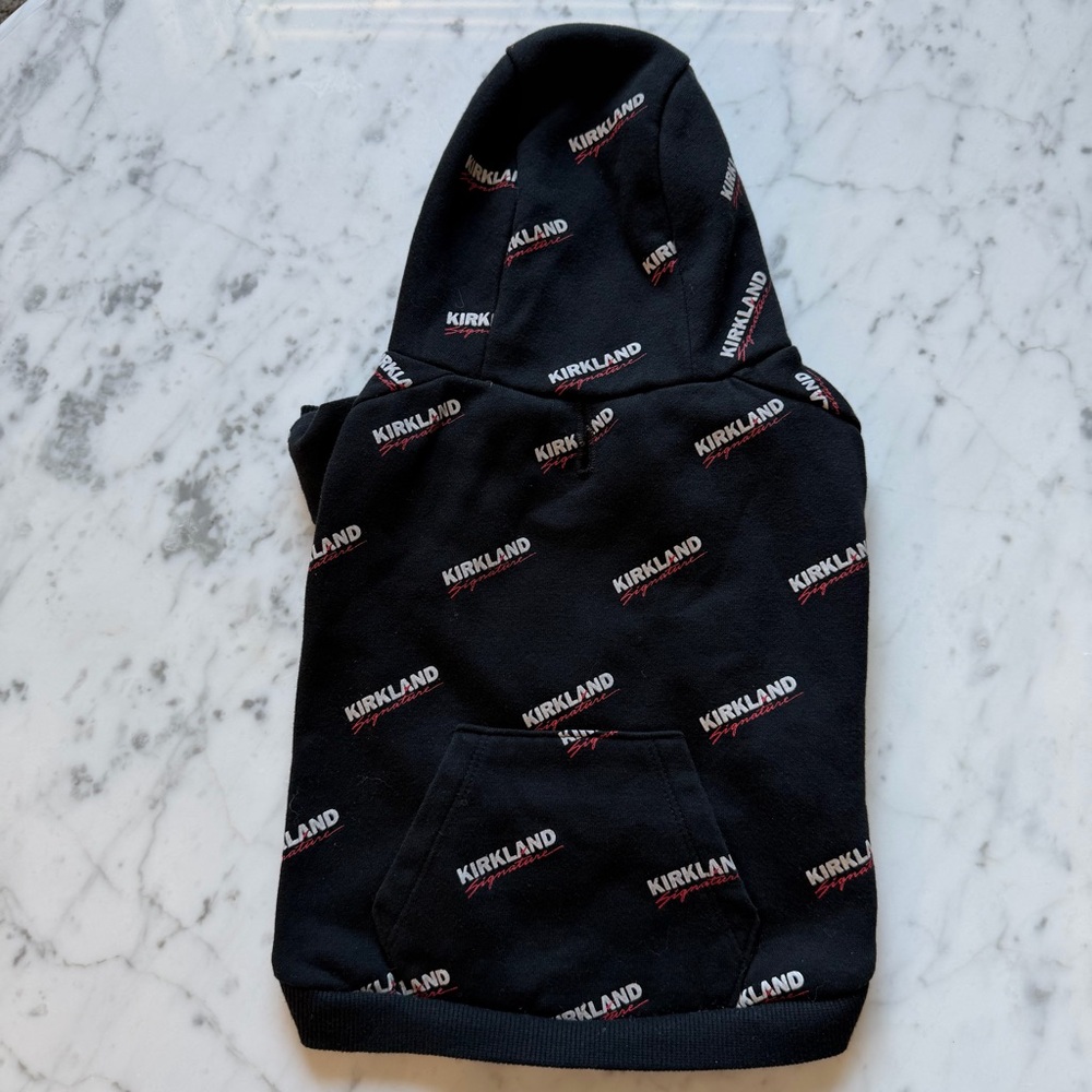 Kirkland Signature Black Dog Hoodie Sz S